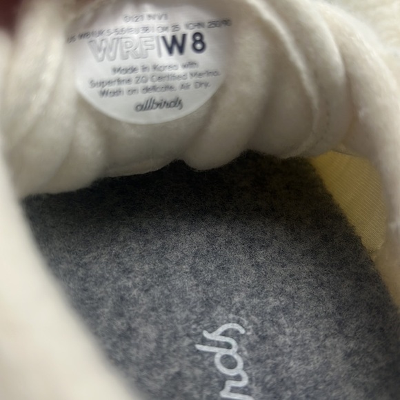 Allbirds Women's Wool Runner Fluffs size 8 white - Picture 7 of 7